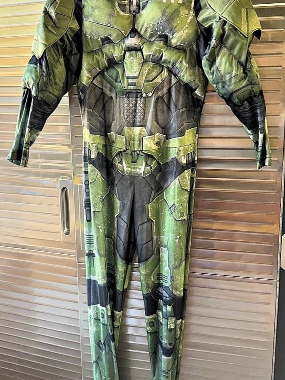 Disguise Halo Infinite Master Chief Deluxe Costume Green & Black